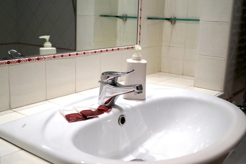 Holidays Banchi Vecchi Apartment โรม ภายนอก รูปภาพ